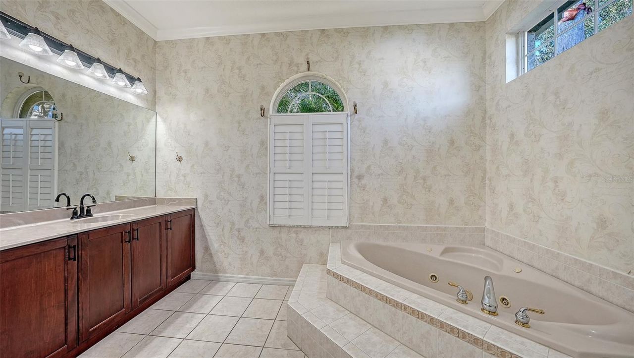 10084 Cherry Hills Ave Cir, Bradenton, FL 34202 Photo