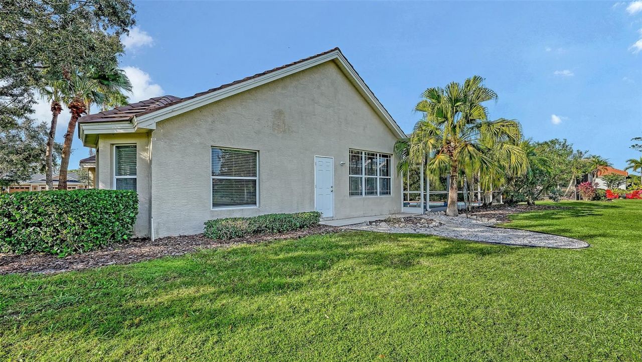 10084 Cherry Hills Ave Cir, Bradenton, FL 34202 Photo