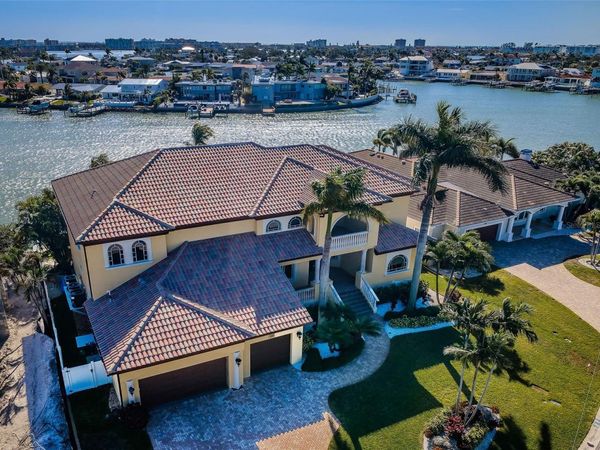 7986 9TH AVENUE S, ST PETERSBURG, FL 33707