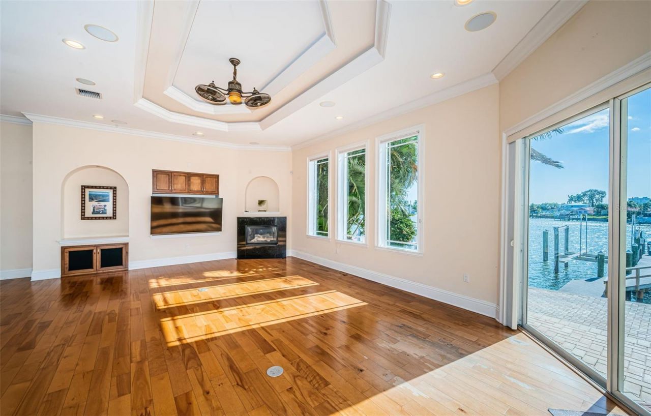 7986 9th Avenue S, Saint Petersburg, FL 33707 Photo