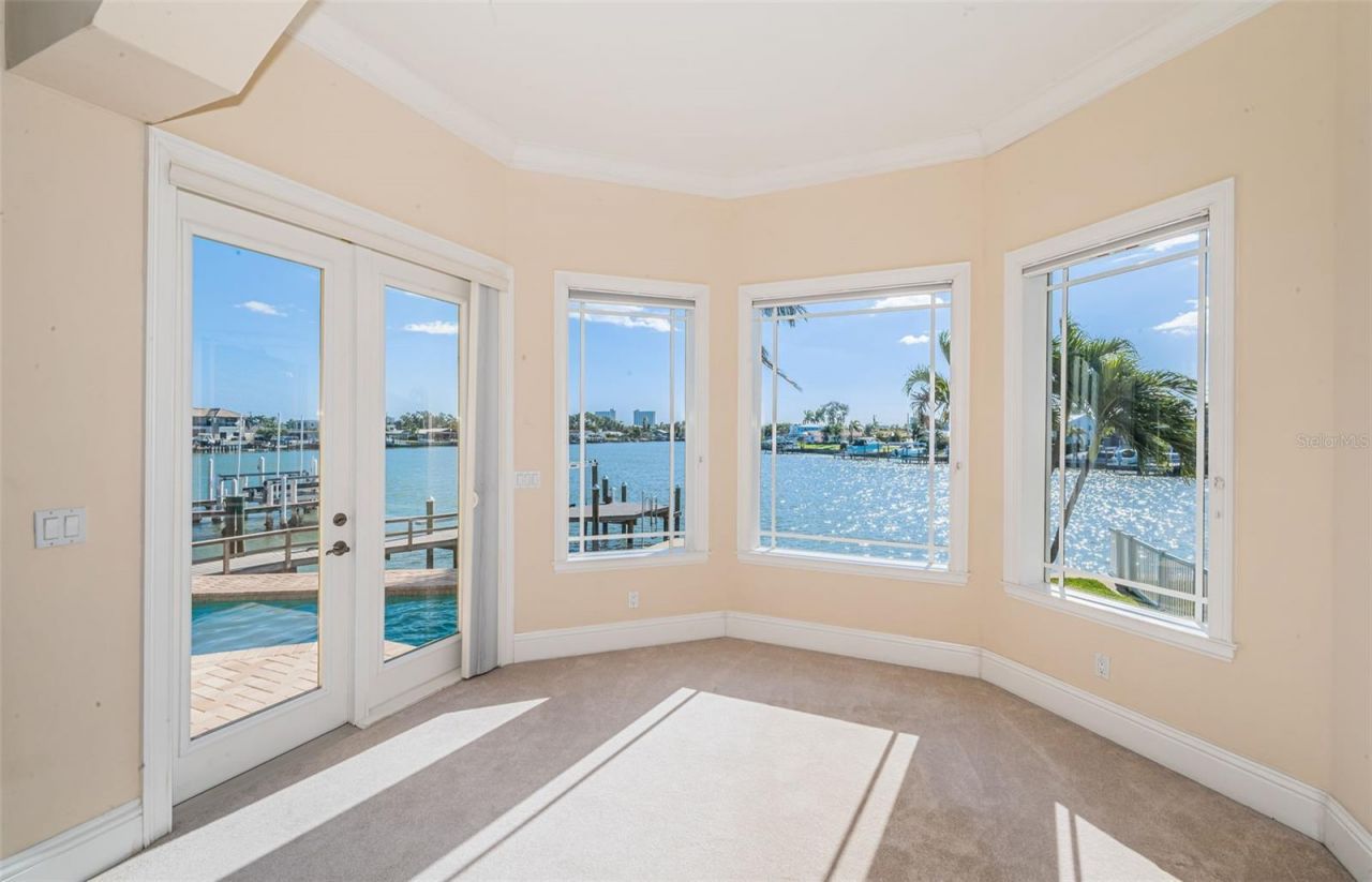 7986 9th Avenue S, Saint Petersburg, FL 33707 Photo