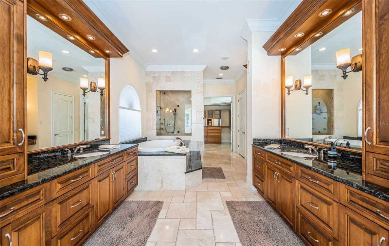 7986 9th Avenue S, Saint Petersburg, FL 33707 Photo