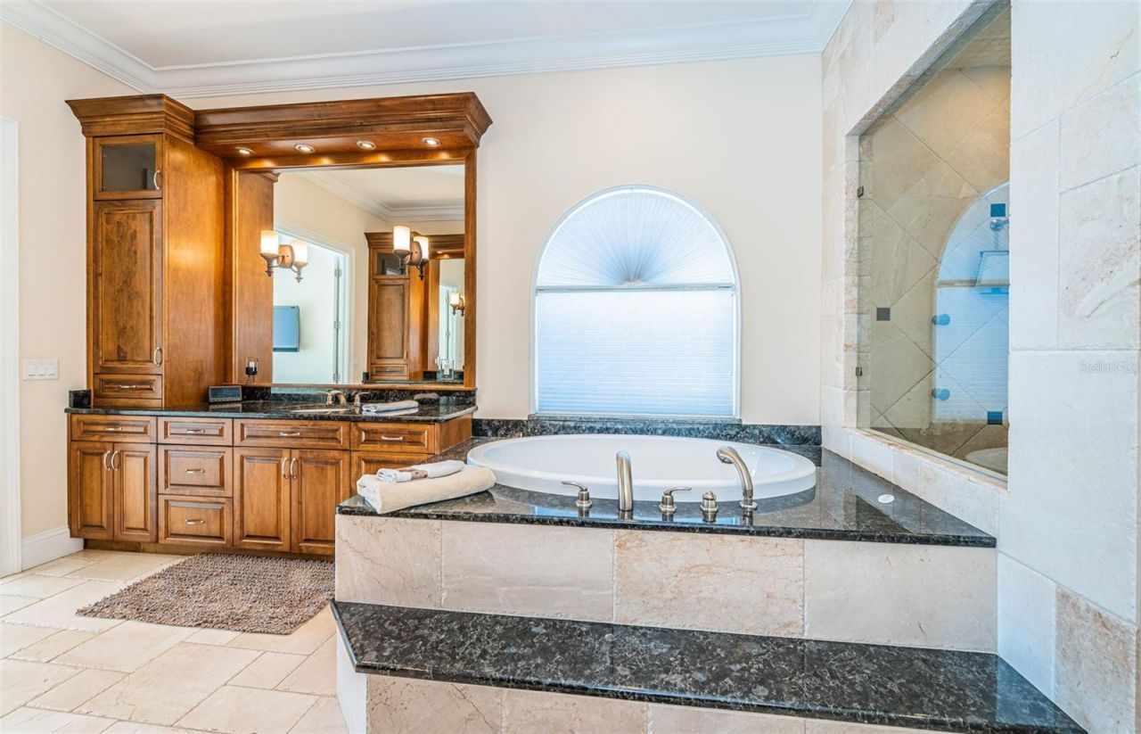 7986 9th Avenue S, Saint Petersburg, FL 33707 Photo