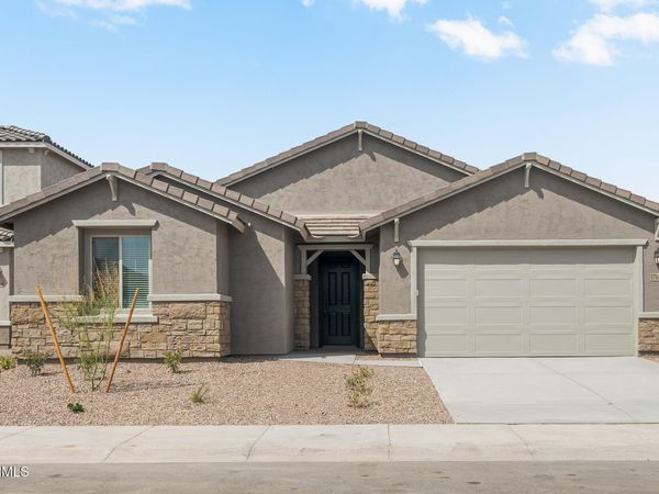 17640 W PASADENA Avenue, Litchfield Park, AZ 85340