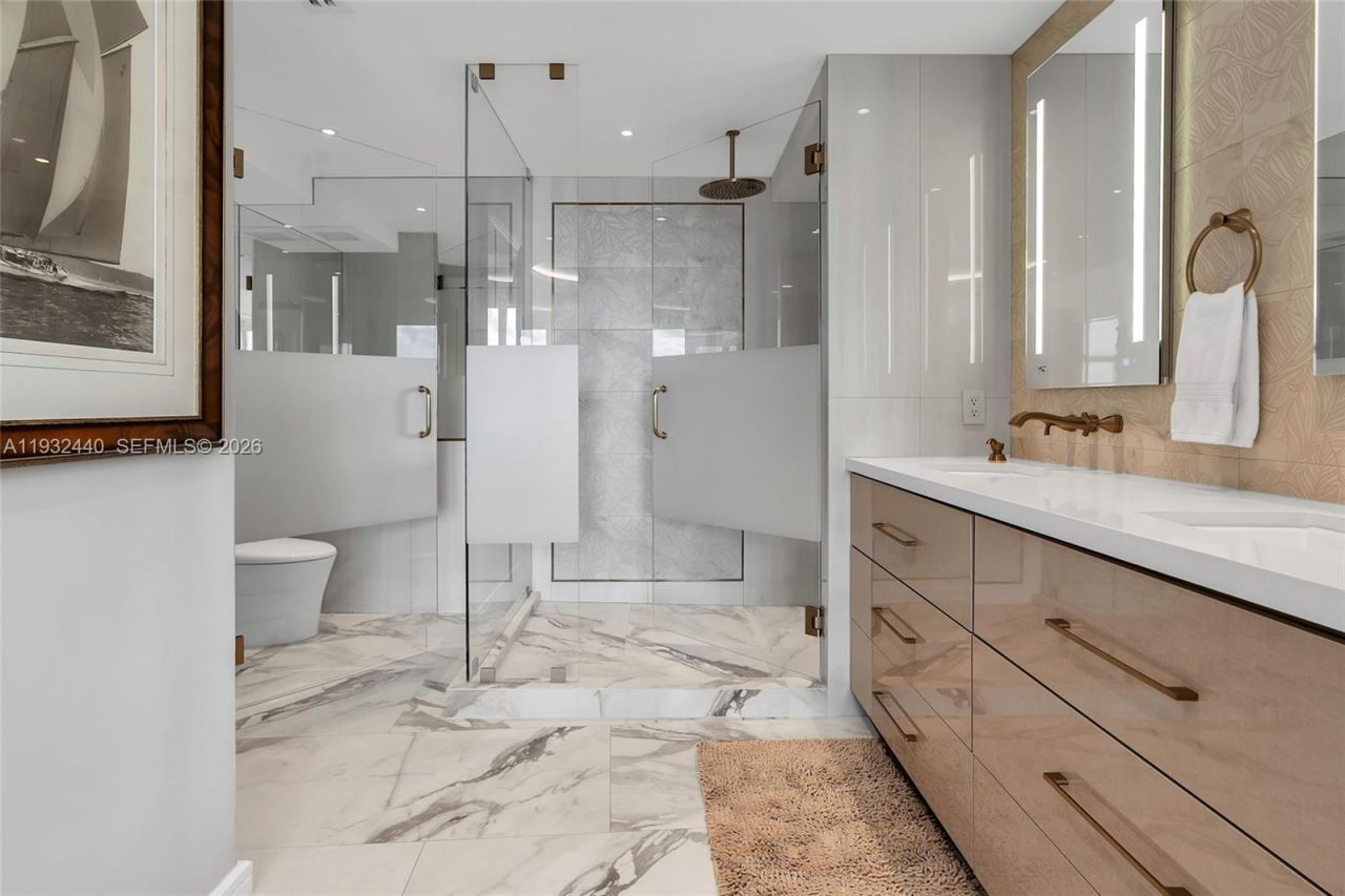 9 Island Ave, Unit 2104, Miami Beach, FL 33139 Photo