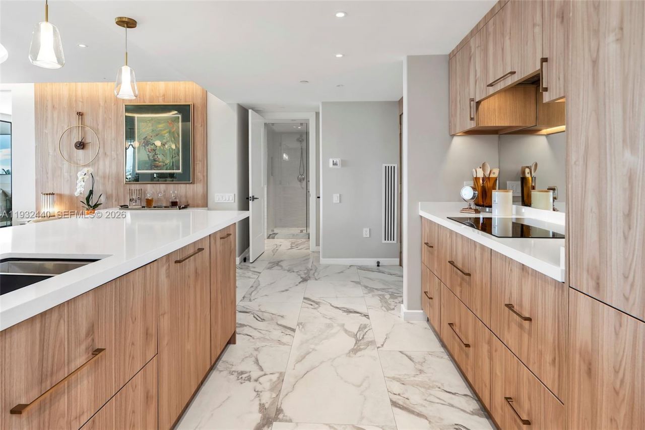 9 Island Ave, Unit 2104, Miami Beach, FL 33139 Photo