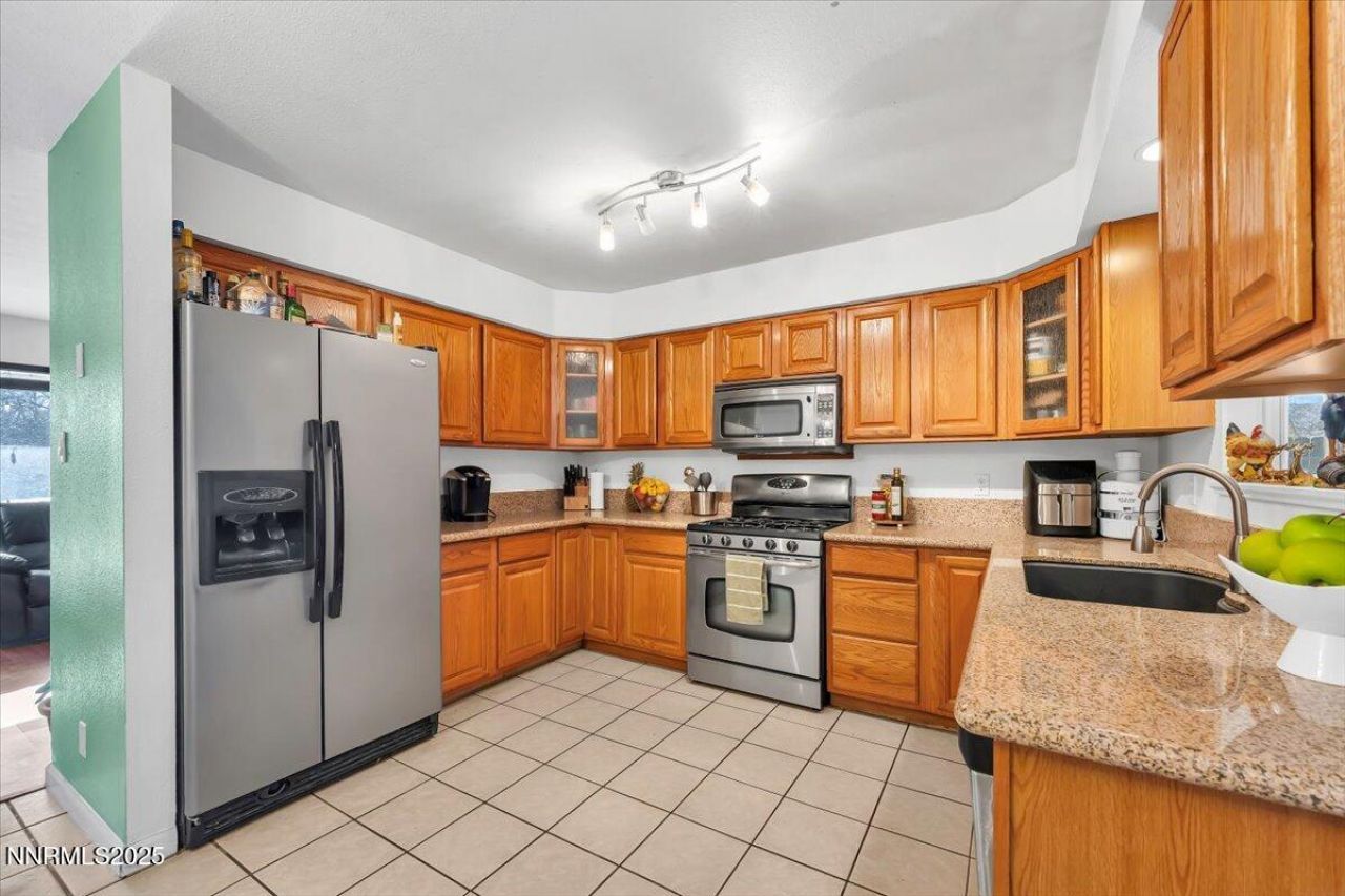 1250 Oxford Avenue, Sparks, NV 89431 Photo