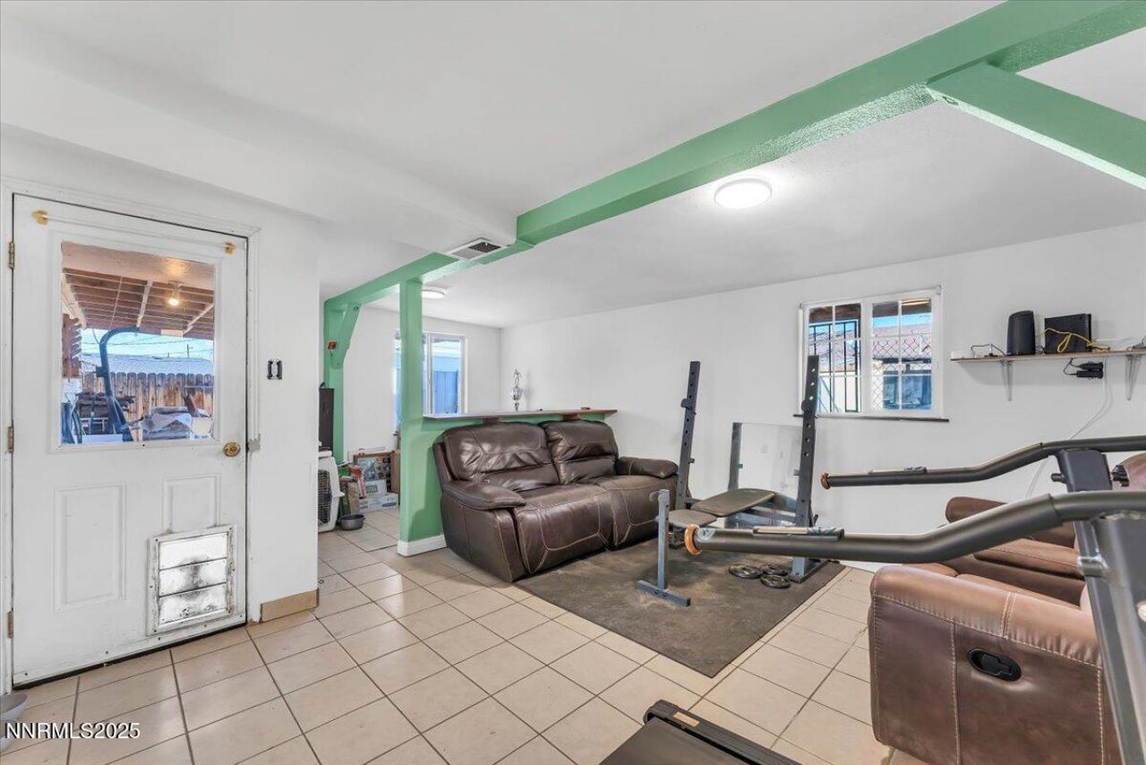 1250 Oxford Avenue, Sparks, NV 89431 Photo