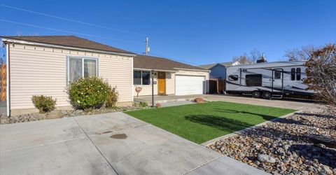 1250 Oxford Avenue, Sparks, NV 89431 Photo