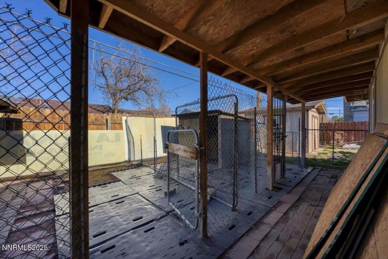 1250 Oxford Avenue, Sparks, NV 89431 Photo