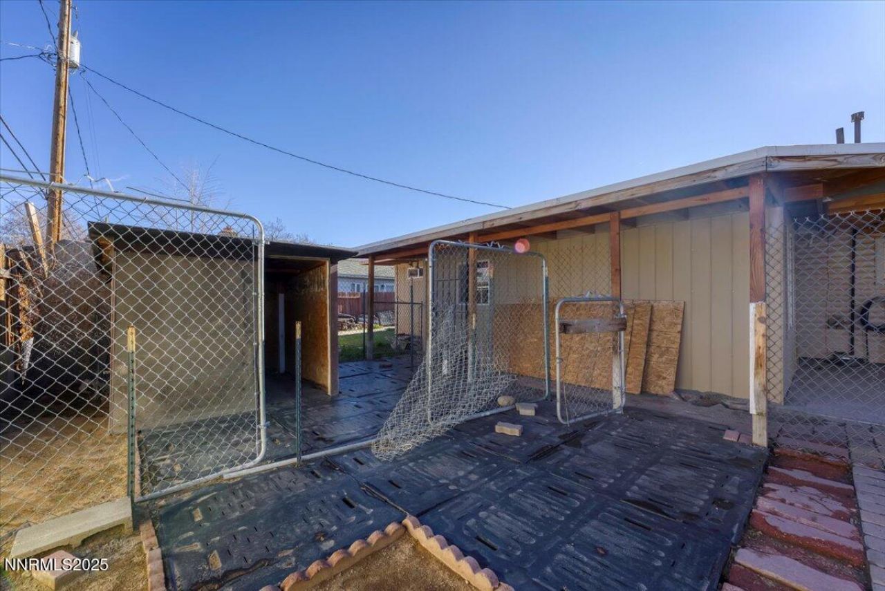 1250 Oxford Avenue, Sparks, NV 89431 Photo