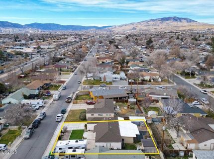 1250 Oxford Avenue, Sparks, NV 89431 Photo