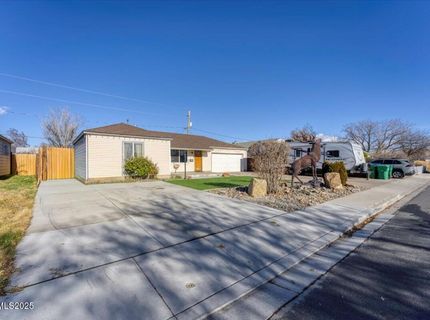 1250 Oxford Avenue, Sparks, NV 89431 Photo