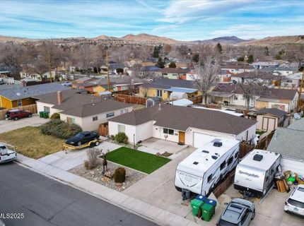 1250 Oxford Avenue, Sparks, NV 89431 Photo