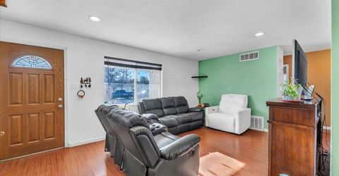 1250 Oxford Avenue, Sparks, NV 89431 Photo