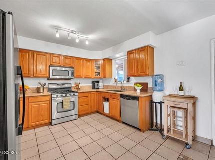 1250 Oxford Avenue, Sparks, NV 89431 Photo