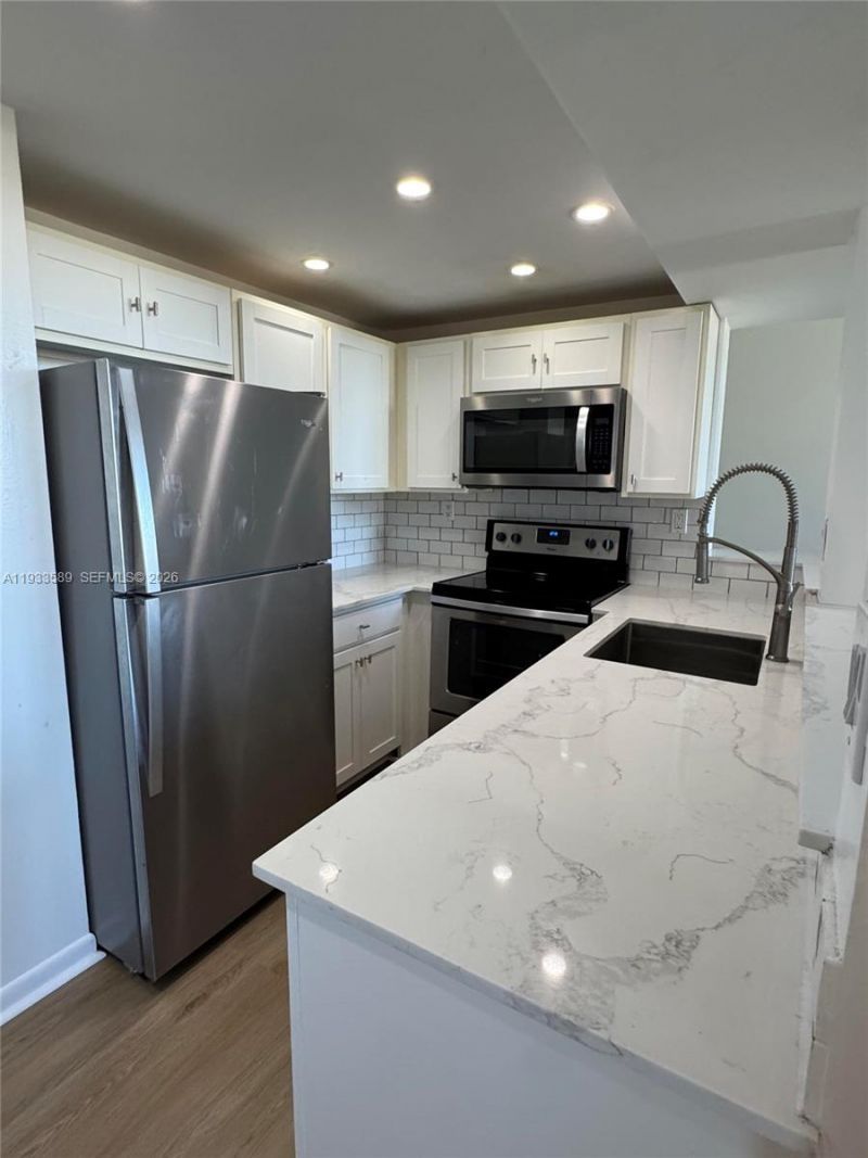 1600 SE 15th St, Unit 607, Fort Lauderdale, FL 33316 Photo