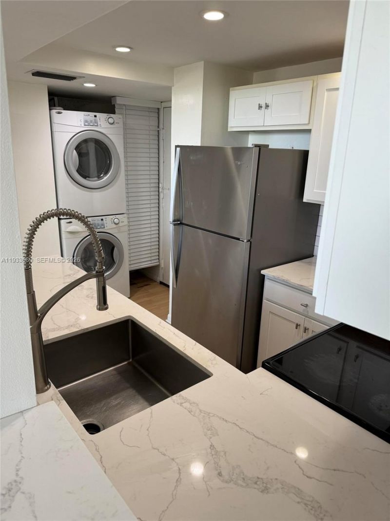 1600 SE 15th St, Unit 607, Fort Lauderdale, FL 33316 Photo