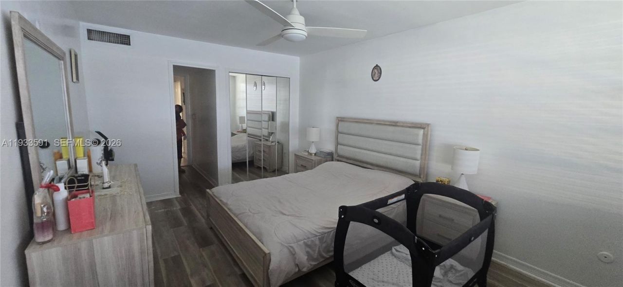 18900 NE 14th Ave , Unit D105, Miami, FL 33179 Photo