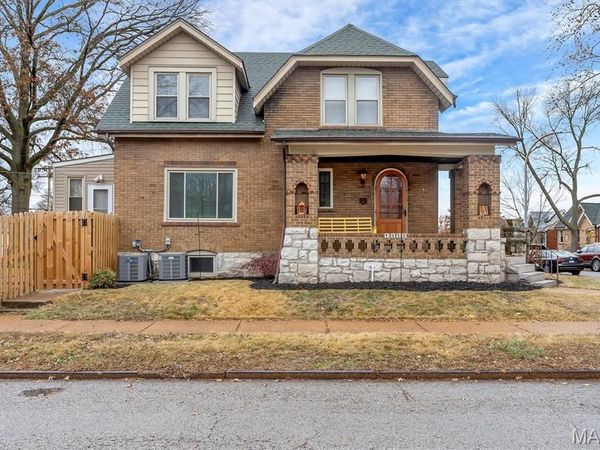 4050 Quincy Street, St Louis, MO 63116