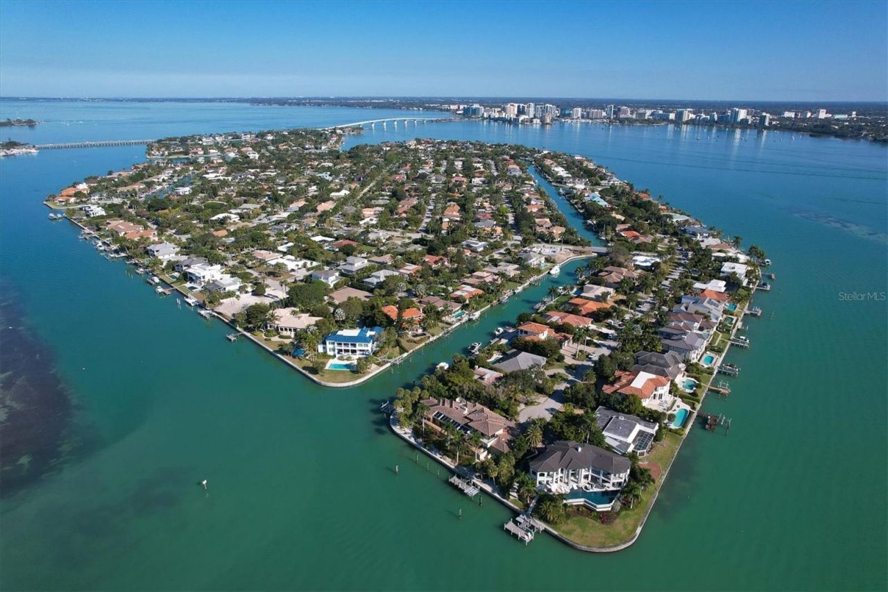 102 Seagull Lane, Sarasota, FL 34236 Photo