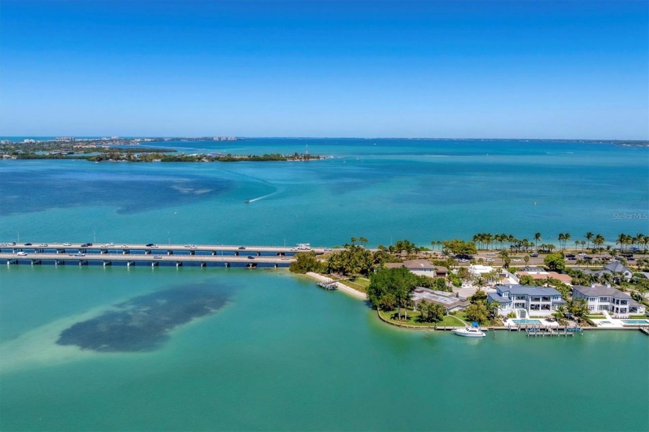 102 Seagull Lane, Sarasota, FL 34236 Photo