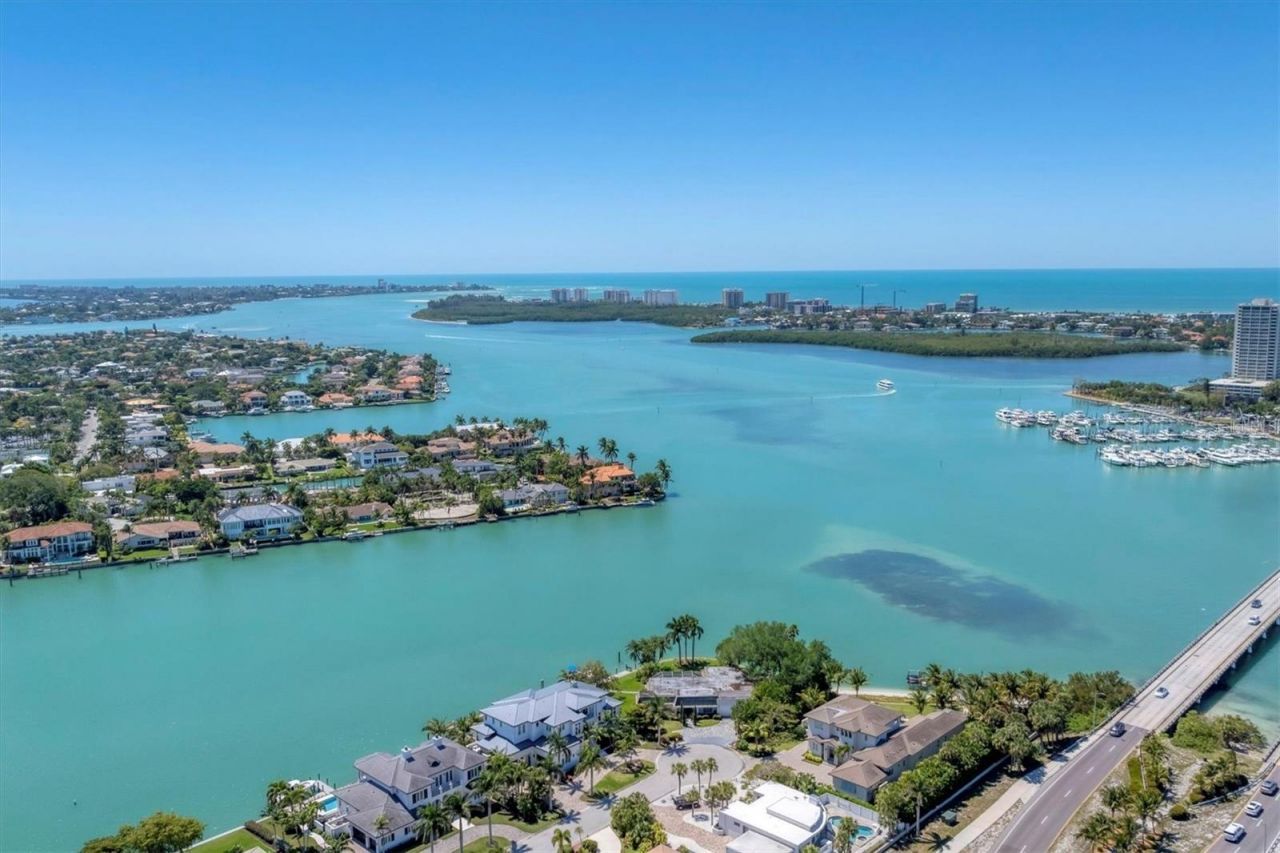 102 Seagull Lane, Sarasota, FL 34236 Photo