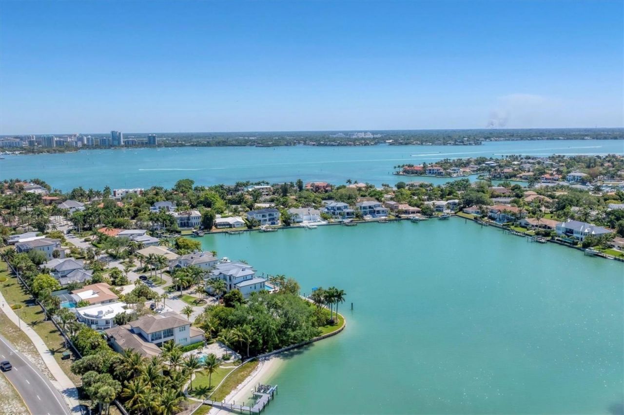 102 Seagull Lane, Sarasota, FL 34236 Photo