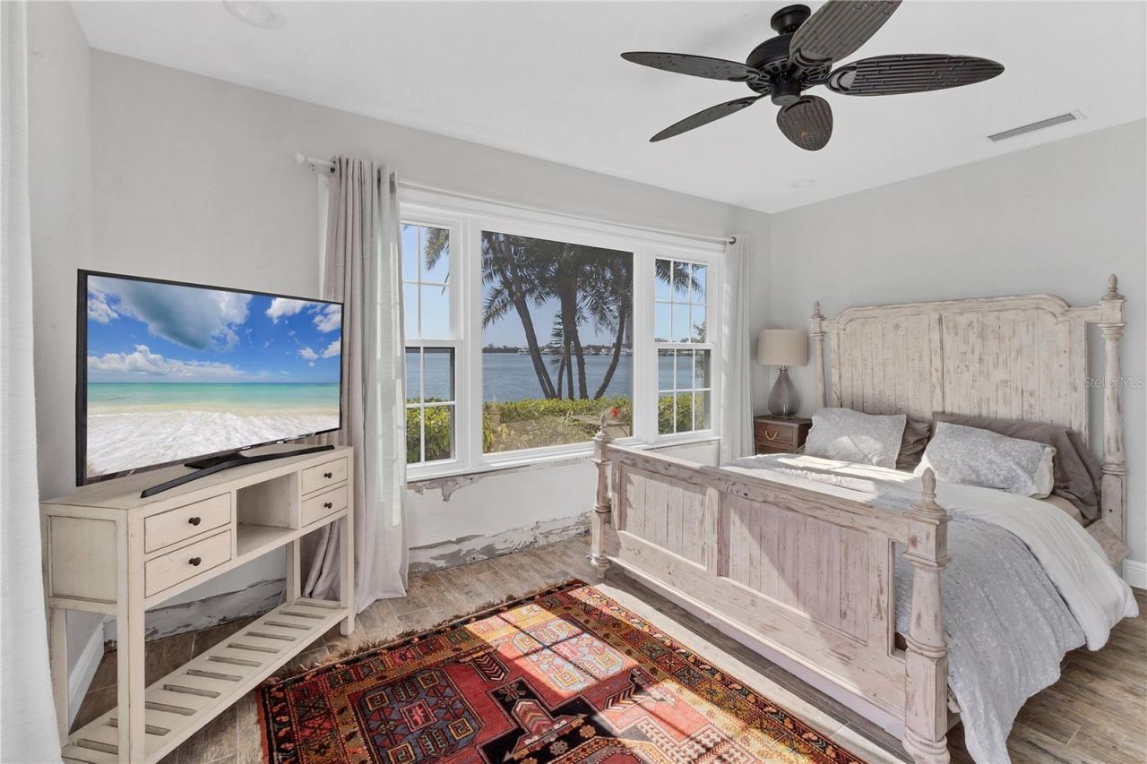 102 Seagull Lane, Sarasota, FL 34236 Photo