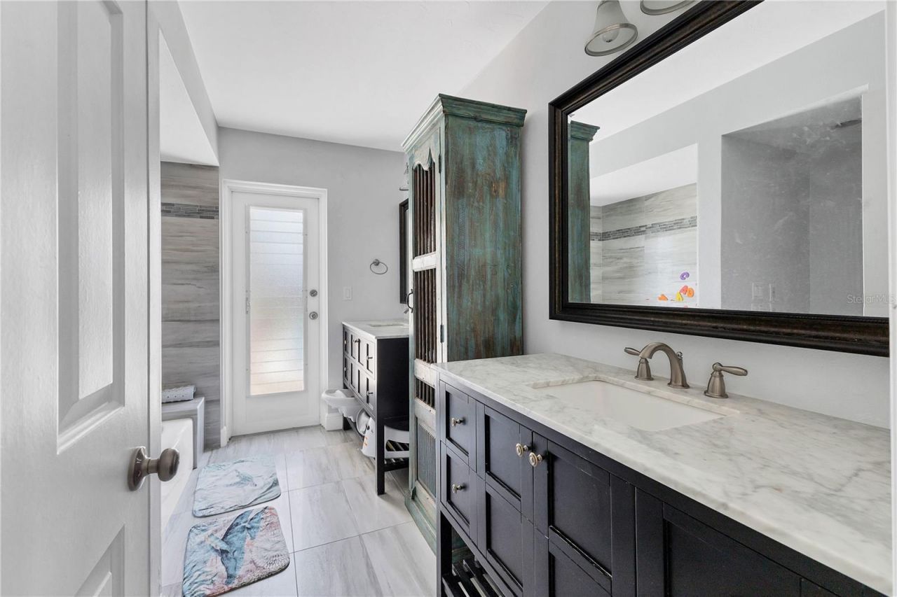 102 Seagull Lane, Sarasota, FL 34236 Photo