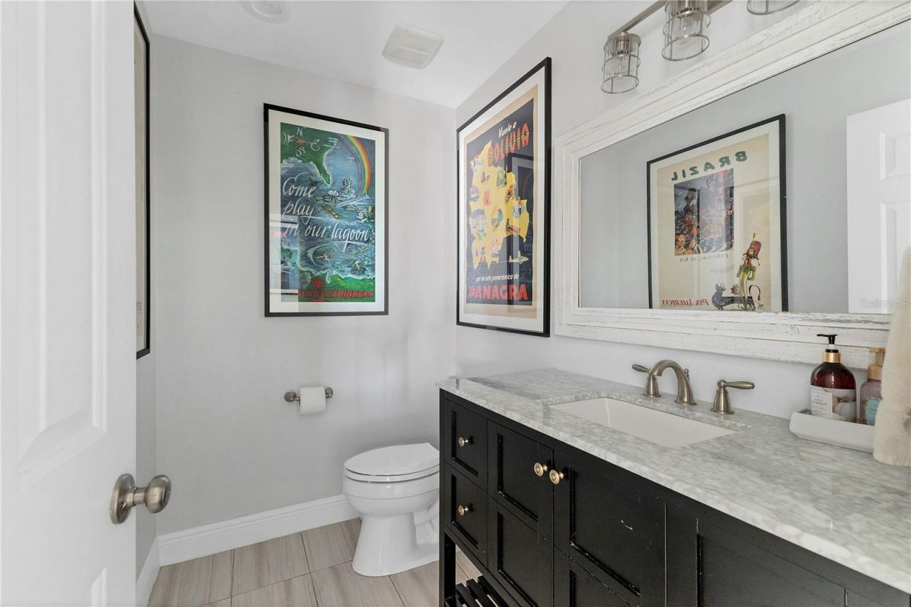 102 Seagull Lane, Sarasota, FL 34236 Photo