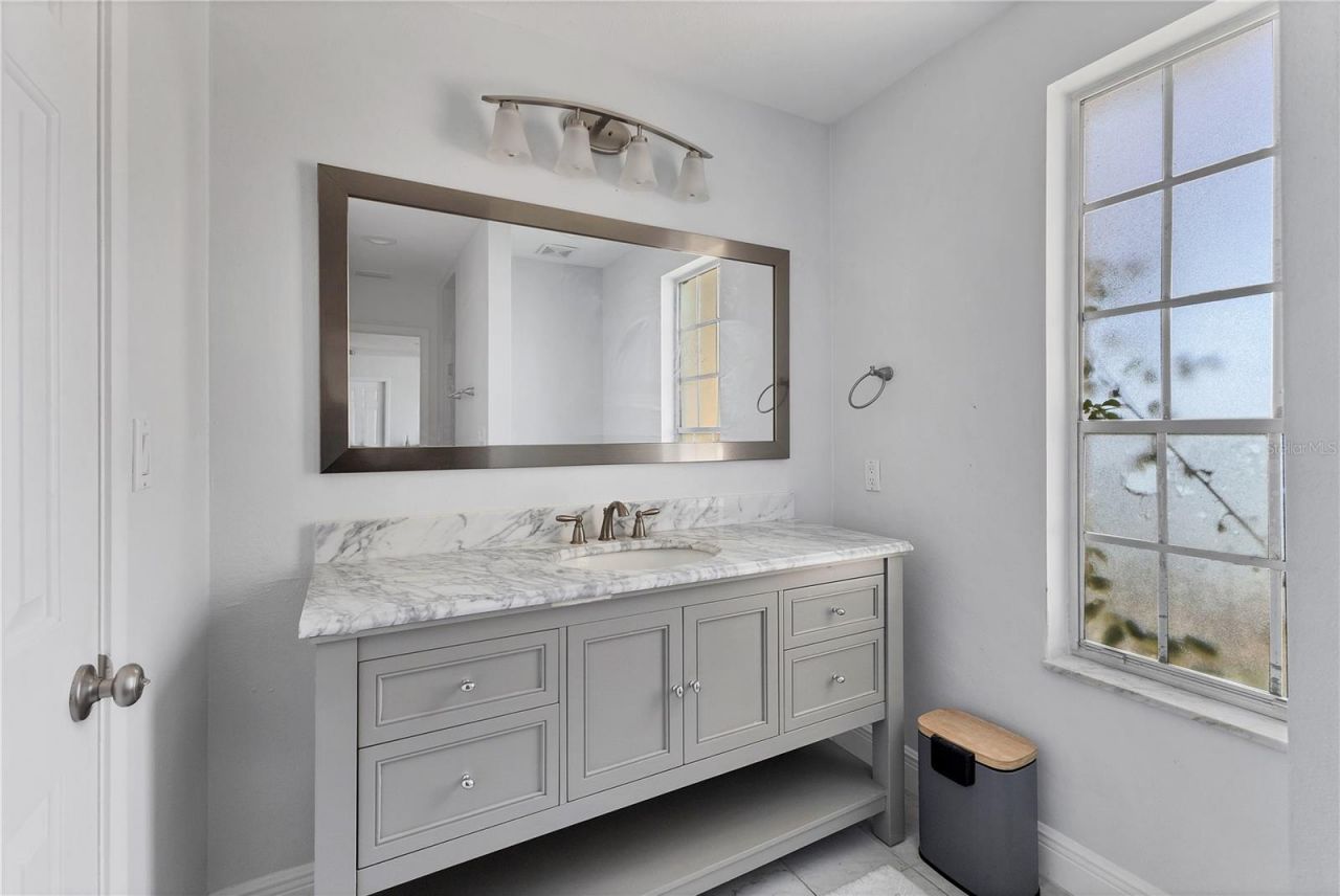 102 Seagull Lane, Sarasota, FL 34236 Photo