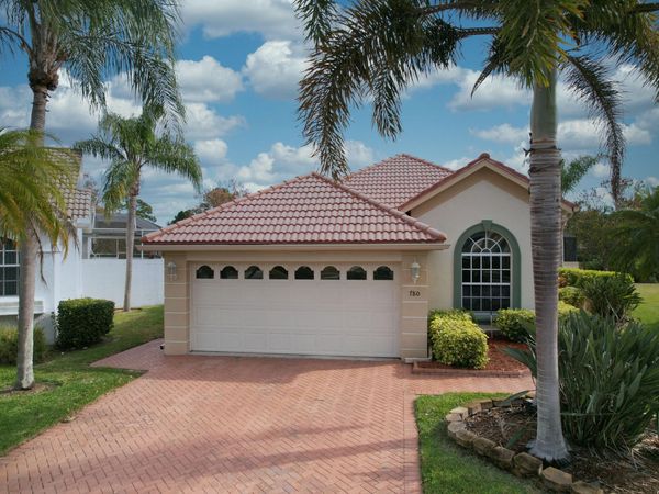 780 SW Aruba Bay, Port St. Lucie, FL 34986