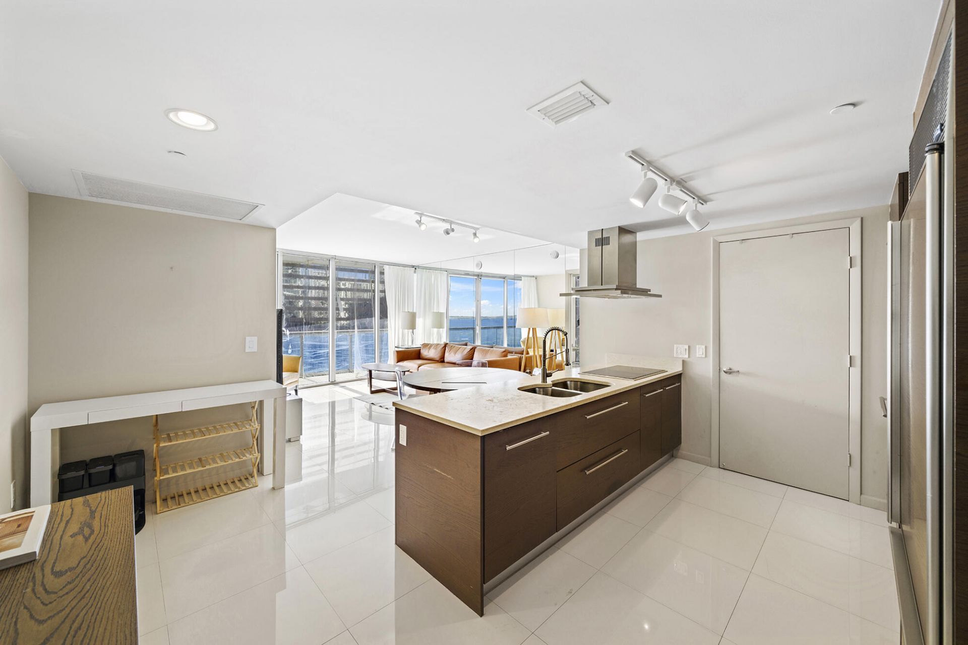 495 Brickell Avenue, Unit 911, Miami, FL 33131 Photo