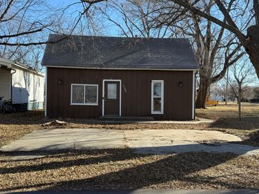 1106 ADAMS Street, HAMBURG, IA 51640