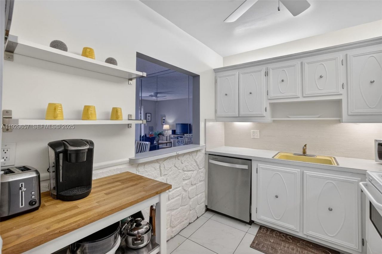 257 S Cypress Rd , Unit 436, Pompano Beach, FL 33060 Photo