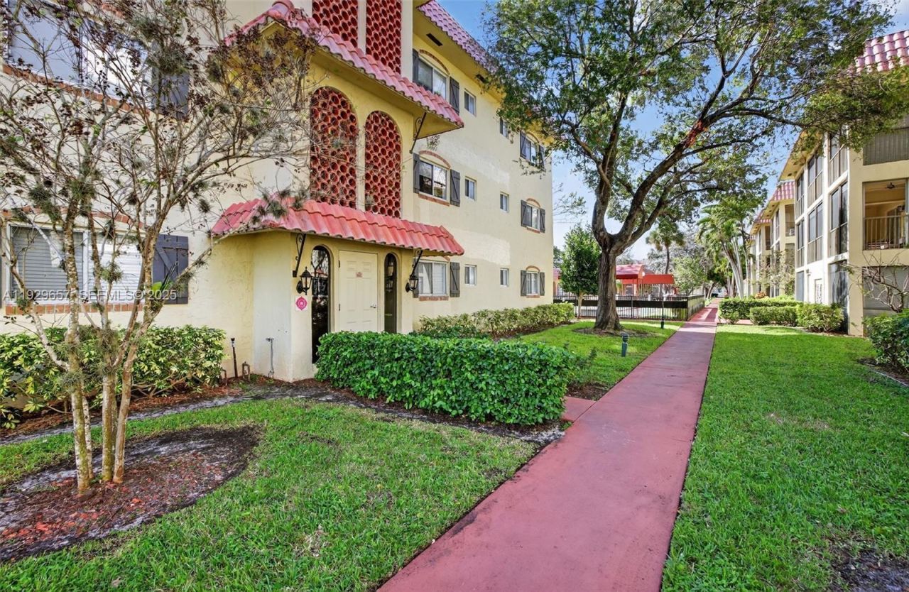 257 S Cypress Rd , Unit 436, Pompano Beach, FL 33060 Photo