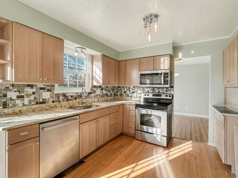 7817 Red Mill Drive, West Chester, OH 45069 Photo 8