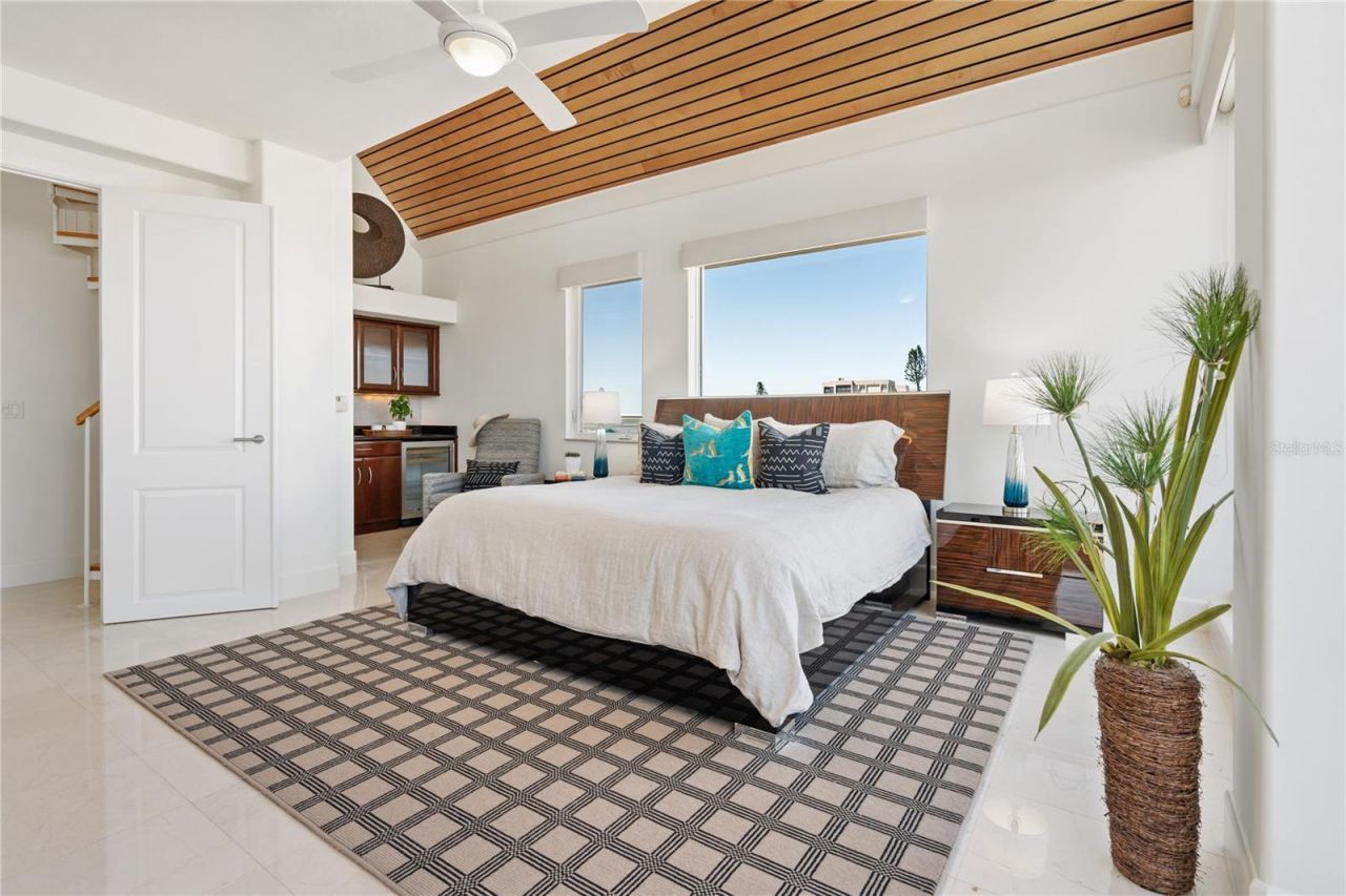 534 Beach Road, Sarasota, FL 34242 Photo