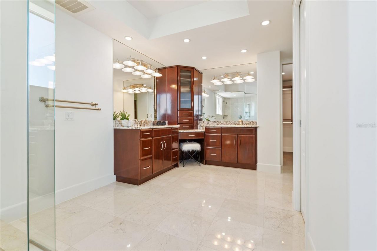 534 Beach Road, Sarasota, FL 34242 Photo