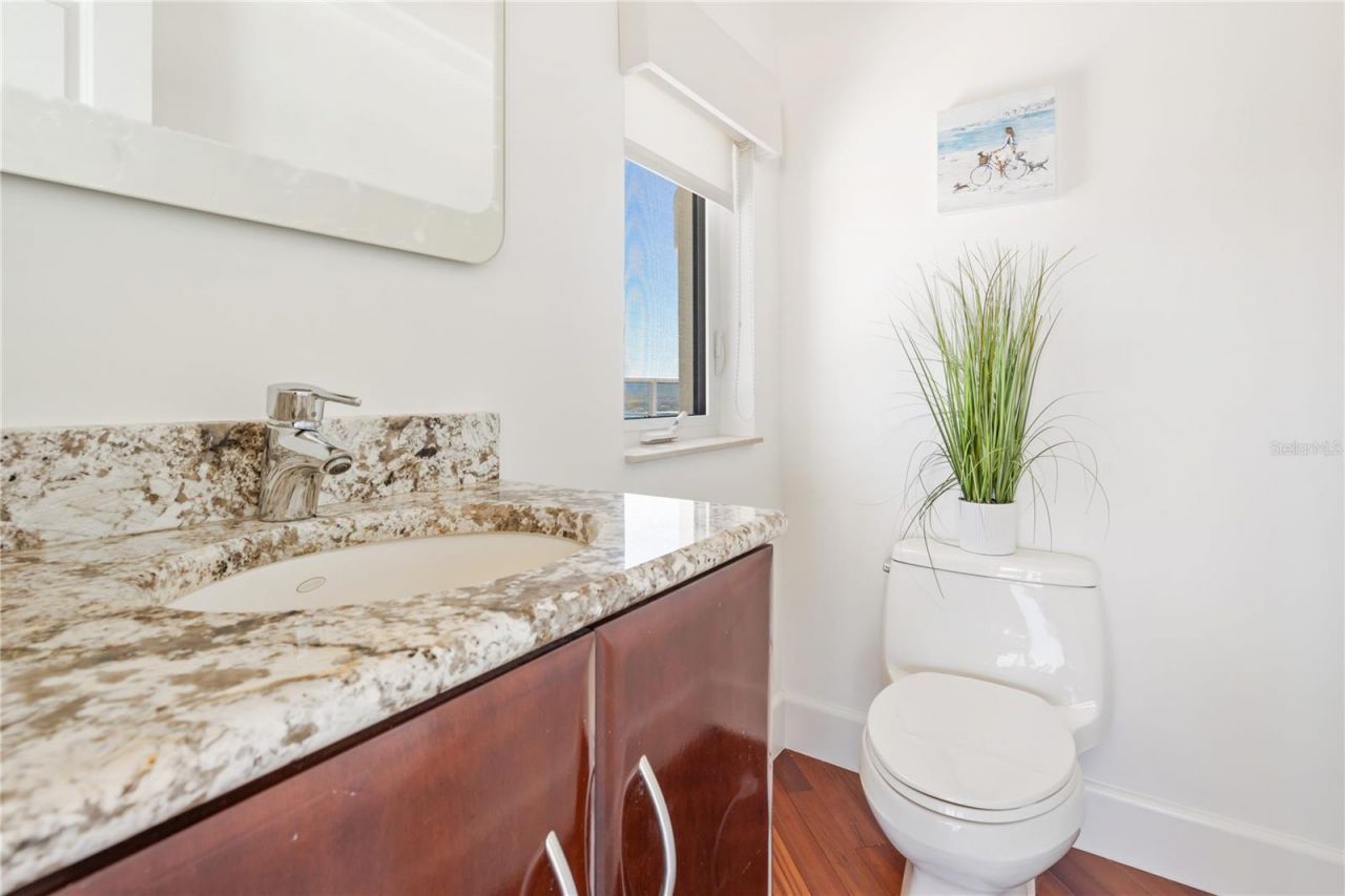 534 Beach Road, Sarasota, FL 34242 Photo