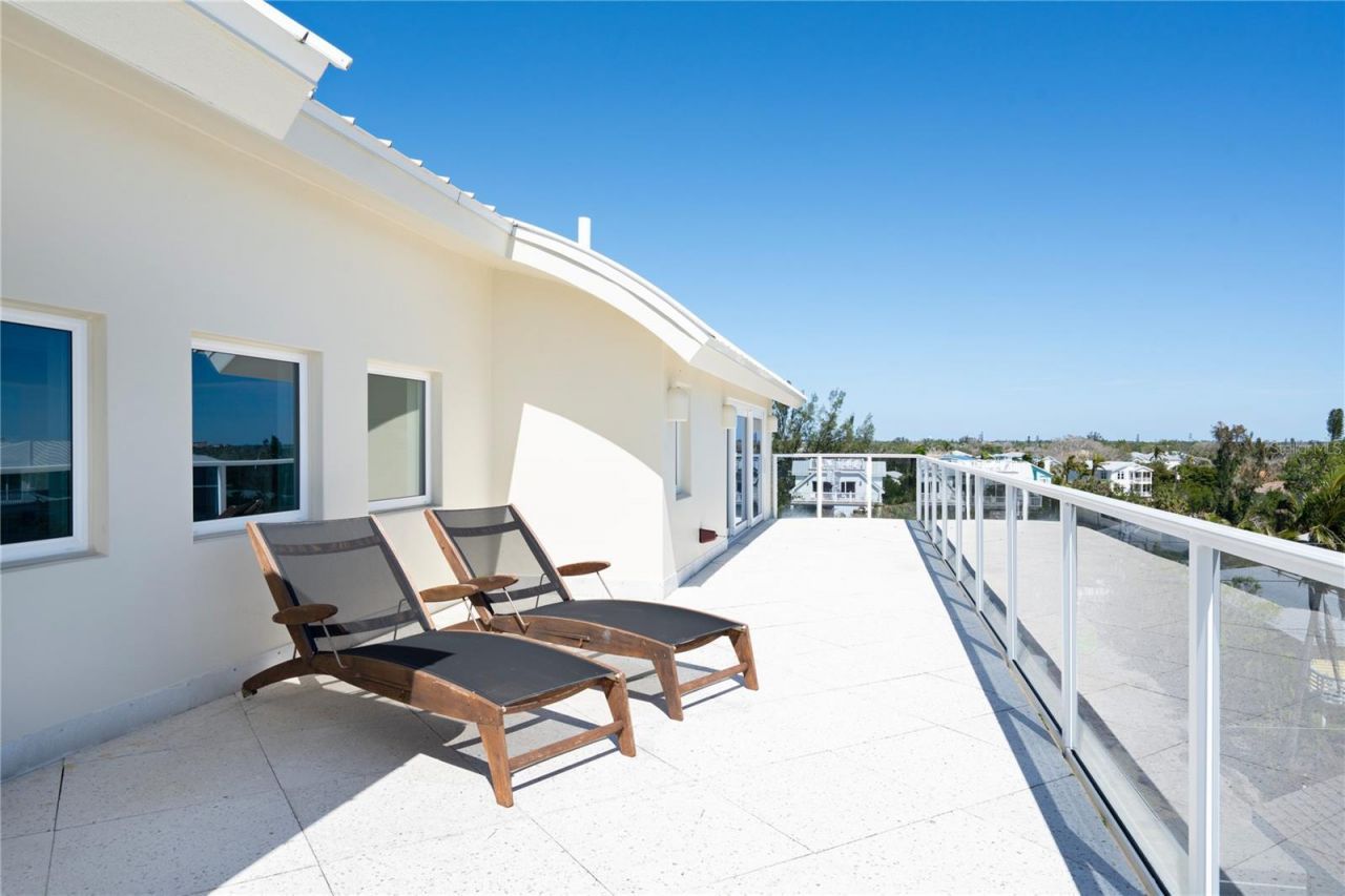 534 Beach Road, Sarasota, FL 34242 Photo