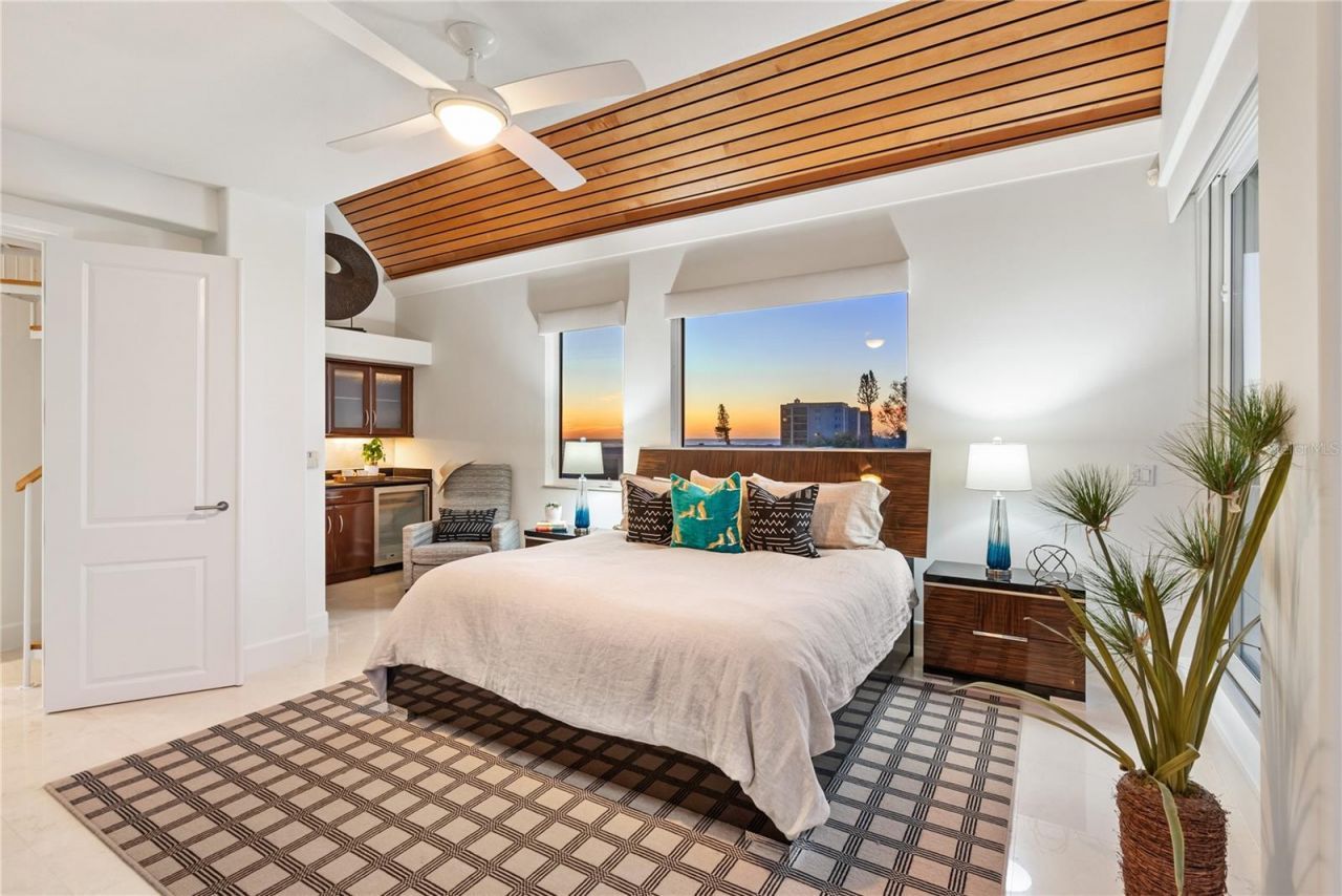 534 Beach Road, Sarasota, FL 34242 Photo