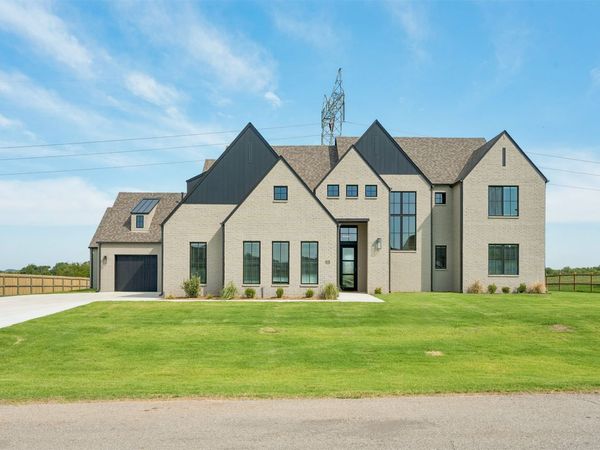 113 W 164th Place S, Glenpool, OK 74033