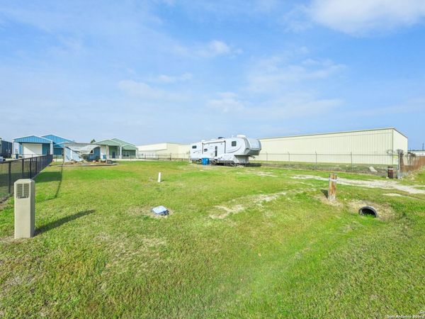 2570 W Monroe, Port O'Connor, TX 77982