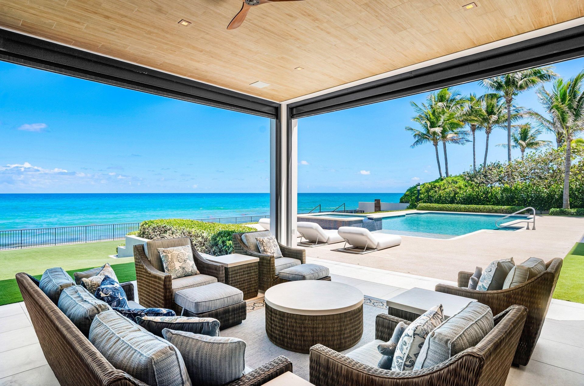 1260 S Ocean Boulevard, Manalapan, FL 33462 Photo