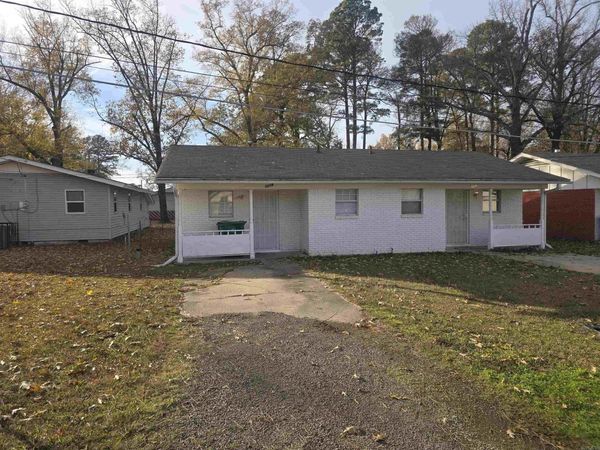 3016 S Gum Street, Pine Bluff, AR 71603