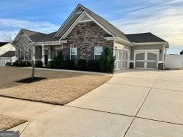 2216 Blackberry Court, Monroe, GA 30656
