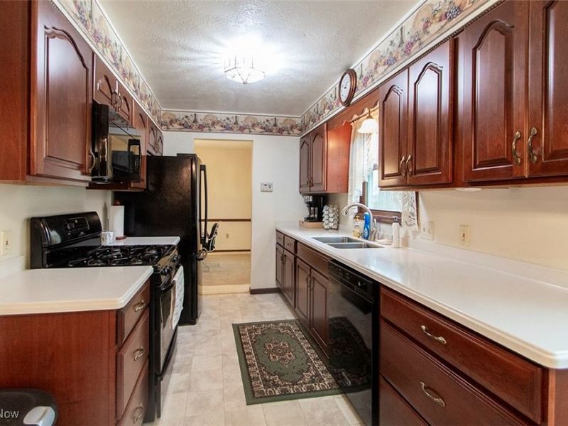 3125 Granger Road, Medina, OH 44256 Photo 9