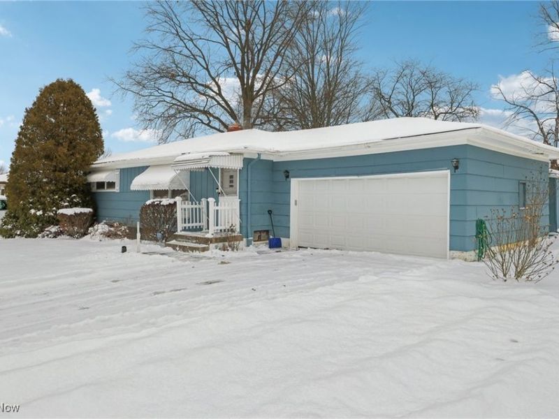 13325 Tomson Drive, Strongsville, OH 44149 Photo 2